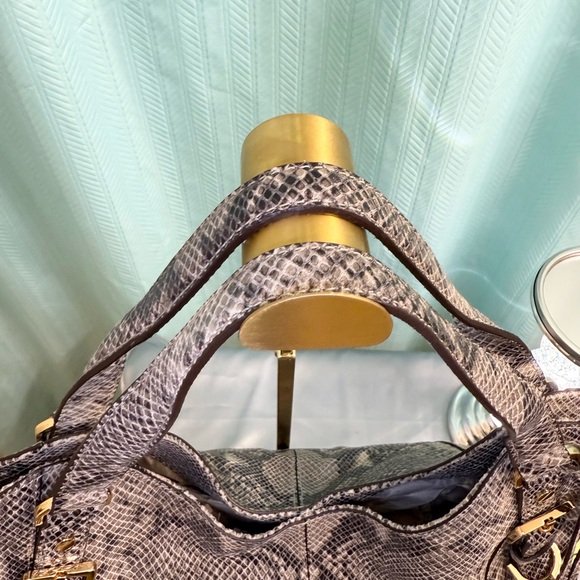 NWOT - Michael Kors Milo Large Hobo Bag - Picture 6 of 10